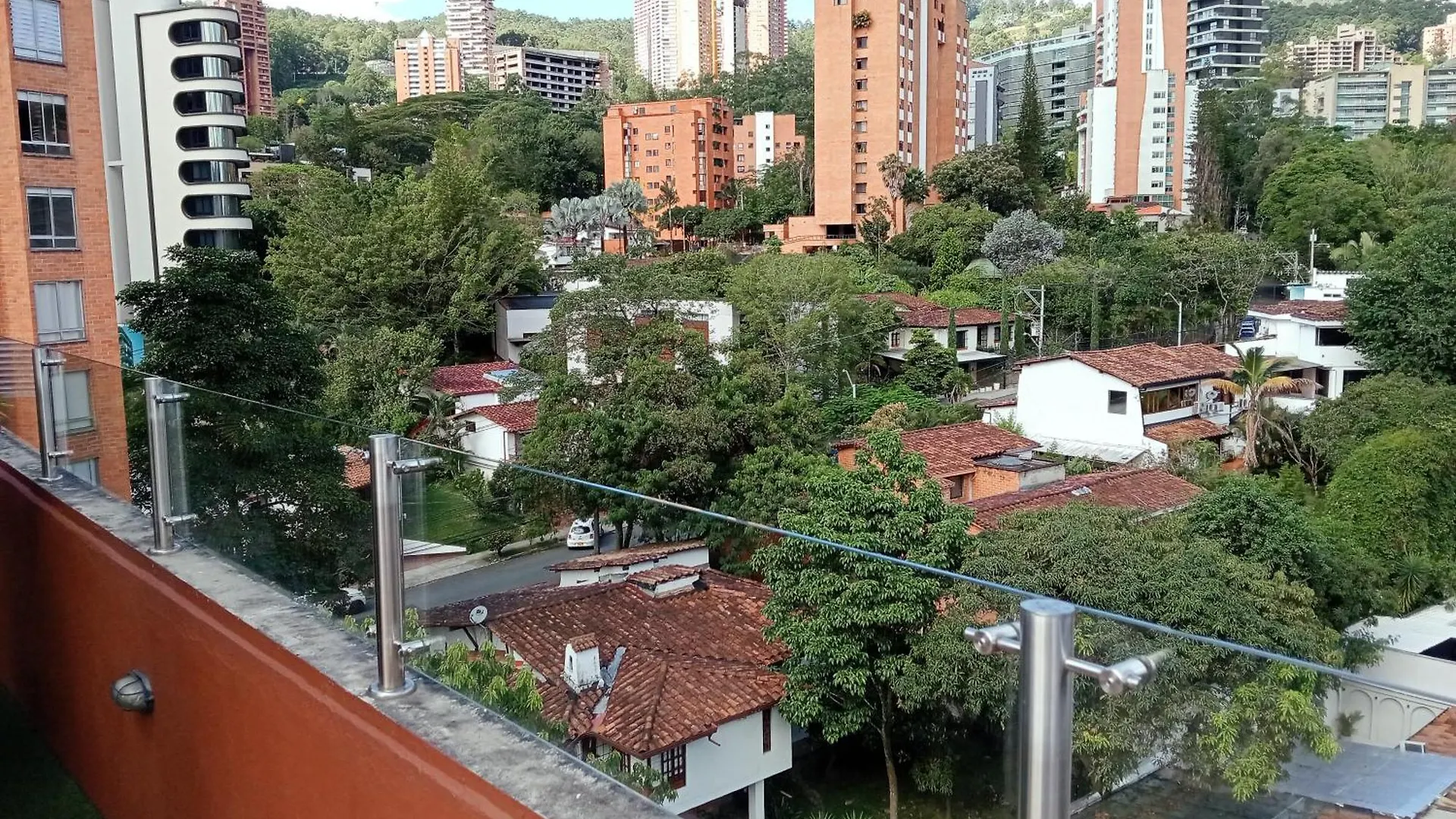 Hotel Lomas 10 Medellin By Dico
