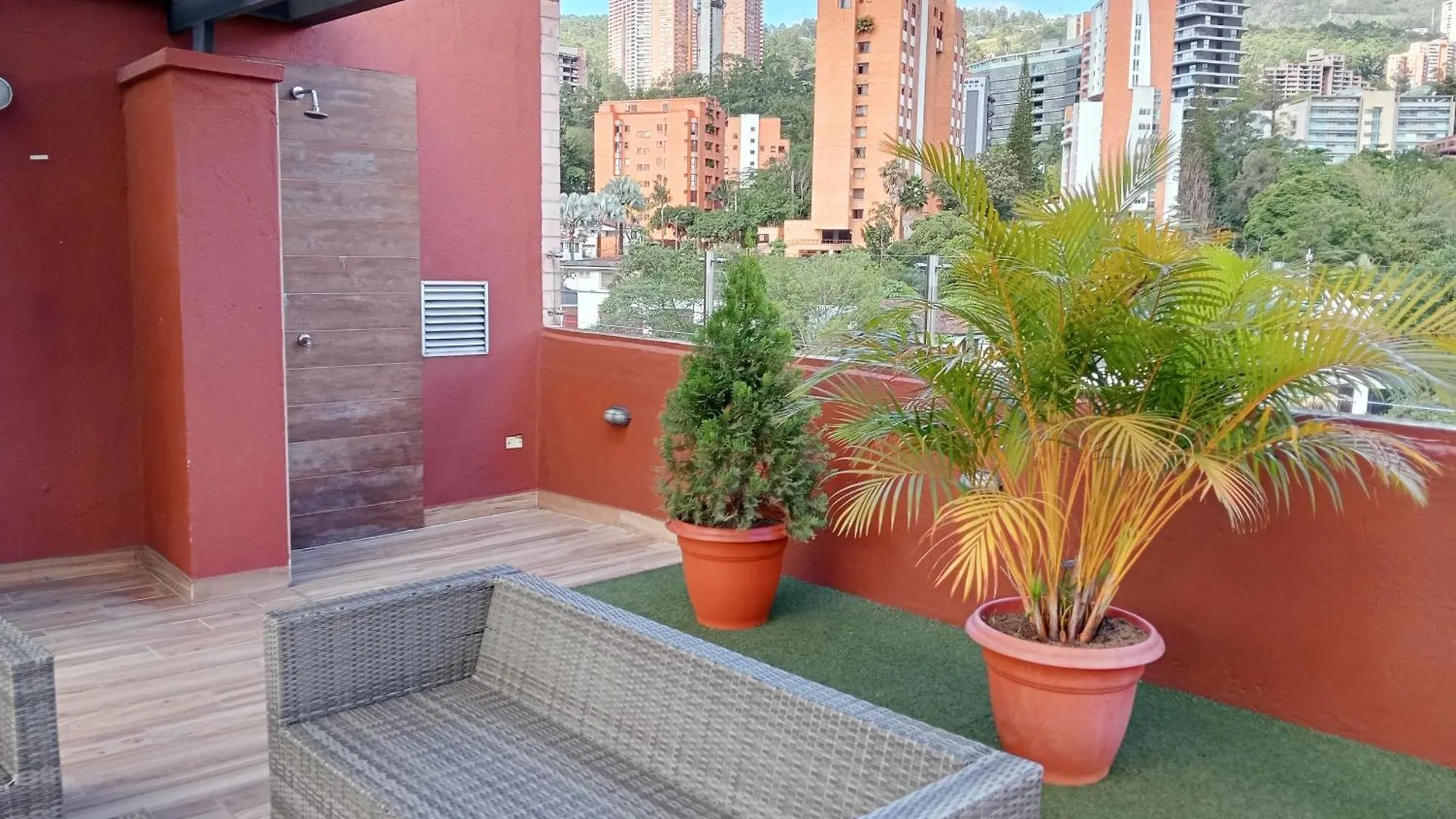 Hotel Lomas 10 Medellin By Dico