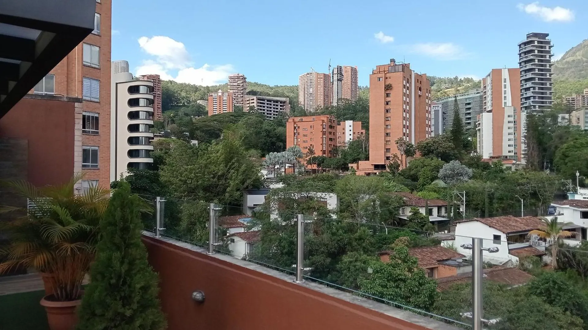 Hotel Lomas 10 Medellin By Dico