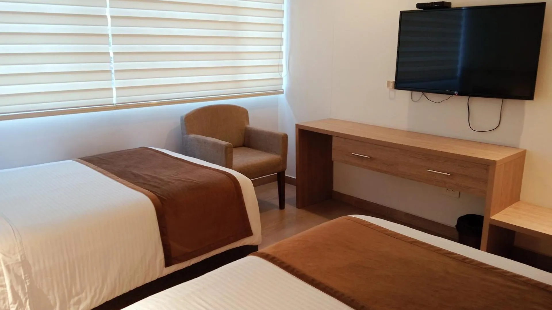 Hotel Lomas 10 Medellin By Dico