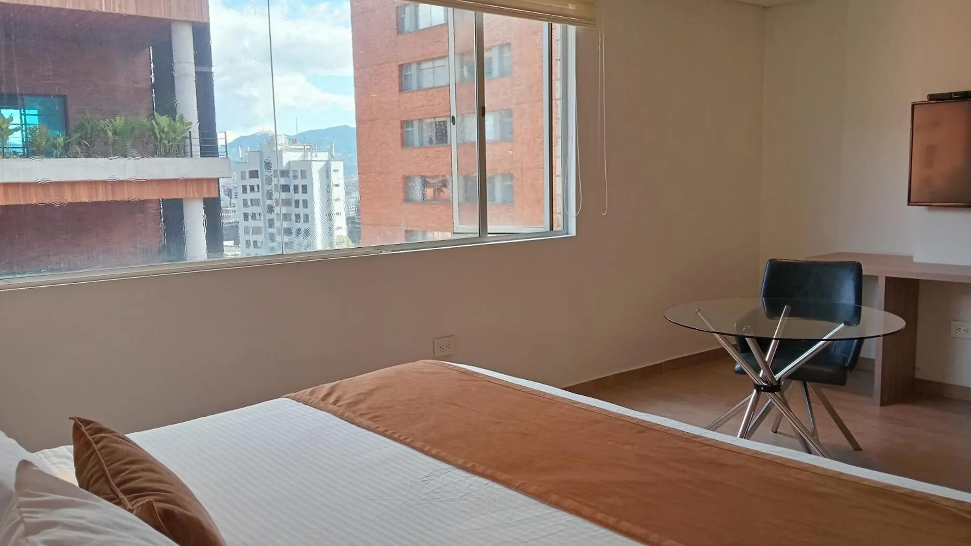 Hotel Lomas 10 Medellin By Dico