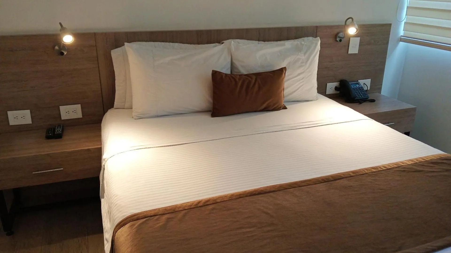 Hotel Lomas 10 Medellin By Dico