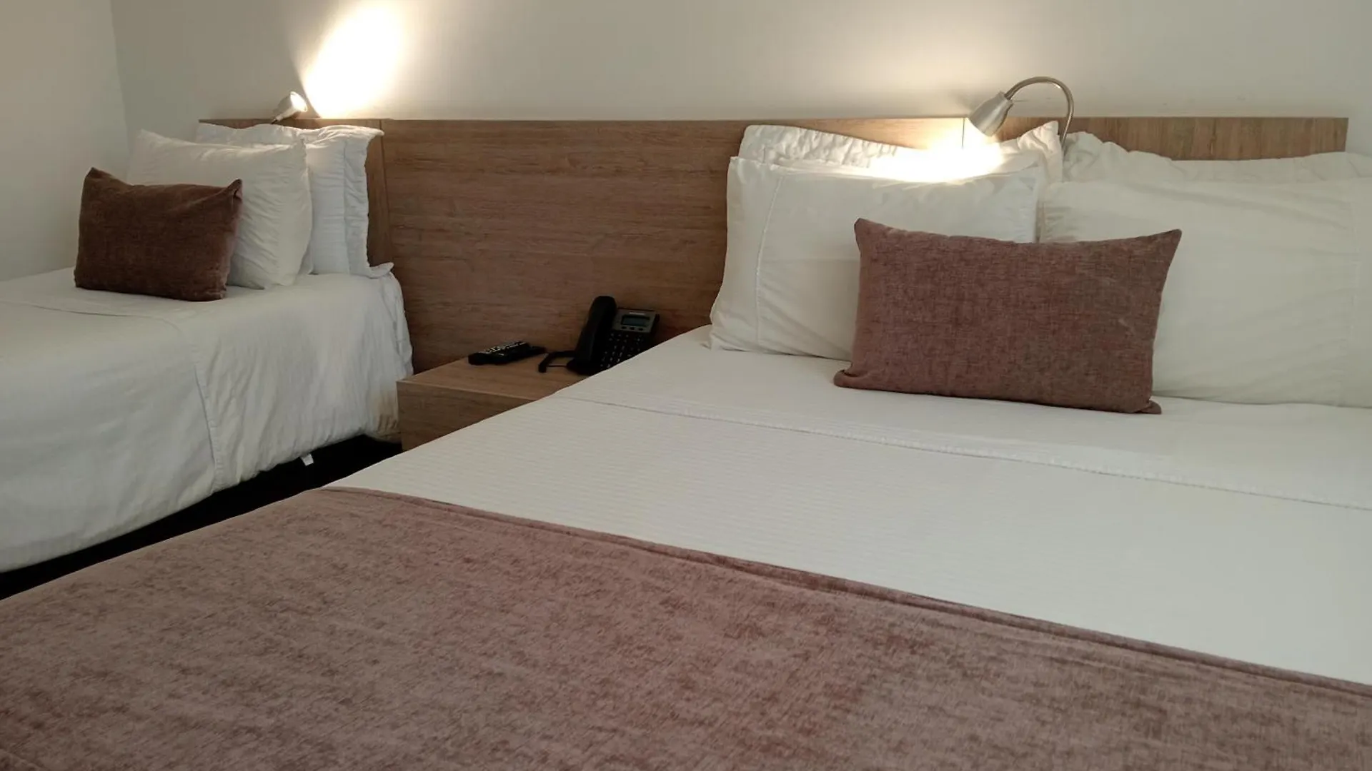 Hotel Lomas 10 Medellin By Dico