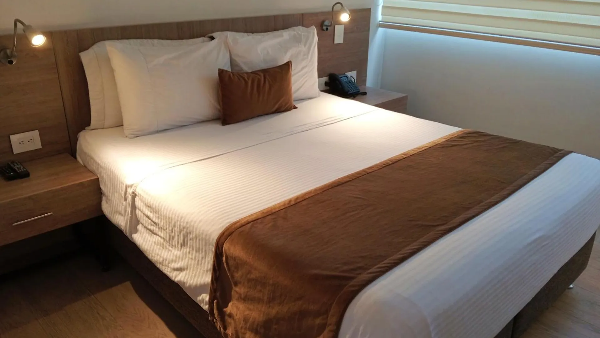 Hotel Lomas 10 Medellin By Dico